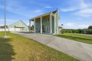 835 Butch Cassidy Ln, Eustis, FL 32726 - Photo 5