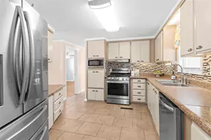 2621 Carpenter Pl, Leesburg, FL 34748 - Photo 3
