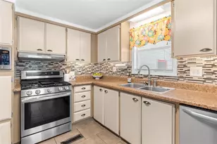 2621 Carpenter Pl, Leesburg, FL 34748 - Photo 11