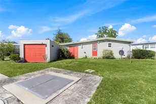 2621 Carpenter Pl, Leesburg, FL 34748 - Photo 35