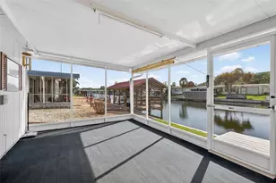 31701 Kelly Cir, Tavares, FL 32778 - Photo 5