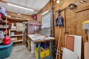 31701 Kelly Cir, Tavares, FL 32778 - Photo 23