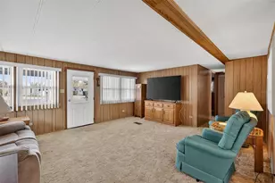 31701 Kelly Cir, Tavares, FL 32778 - Photo 7