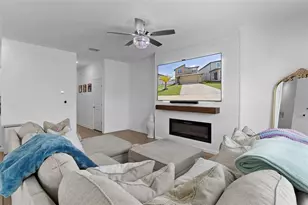 2141 Treasure Hill St, Clermont, FL 34715 - Photo 9