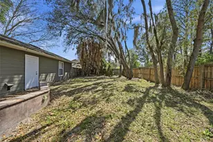 12311 N Putney Ct, Leesburg, FL 34788 - Photo 41