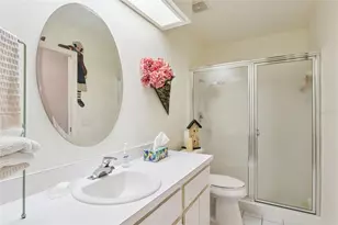 27110 Racquet Cir, Leesburg, FL 34748 - Photo 11