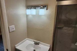 3246 NE 7th Ln, Ocala, FL 34470 - Photo 25