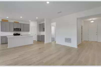 252 Meredith Boulevard, Winter Haven, FL 33881 - Photo 11