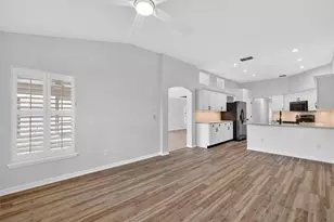 6027 Spring Creek Ct, Mount Dora, FL 32757 - Photo 11