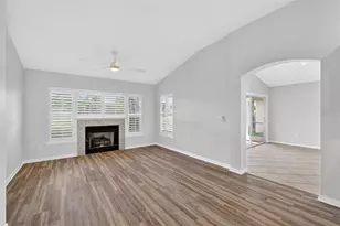 6027 Spring Creek Ct, Mount Dora, FL 32757 - Photo 9