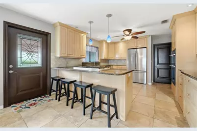 29116 Beauclaire Drive, Tavares, FL 32778 - Photo 13