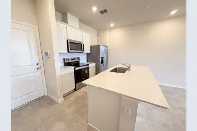 10537 Glowing Beacon Street, Orlando, FL 32829 - Photo 9