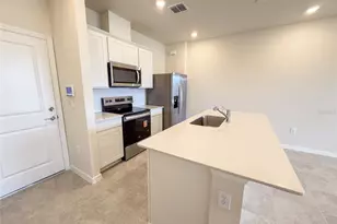 10537 Glowing Beacon St, Orlando, FL 32829 - Photo 9