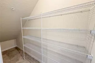 10537 Glowing Beacon St, Orlando, FL 32829 - Photo 11