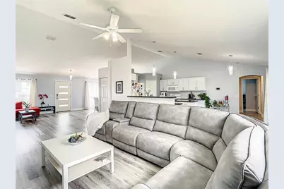 1109 Union Avenue, Mascotte, FL 34753 - Photo 11