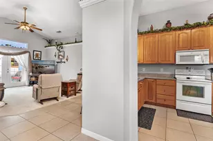 93 Fairway Cir, Umatilla, FL 32784 - Photo 7