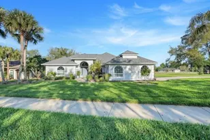 8739 Augusta Ct Ct, Clermont, FL 34711 - Photo 3