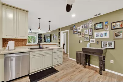 29239 S Corley Island Road, Leesburg, FL 34748 - Photo 15