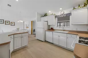 883 Aiken Ave, The Villages, FL 32162 - Photo 11