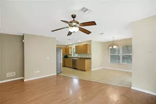 305 W Fountain St, Fruitland Park, FL 34731 - Photo 5