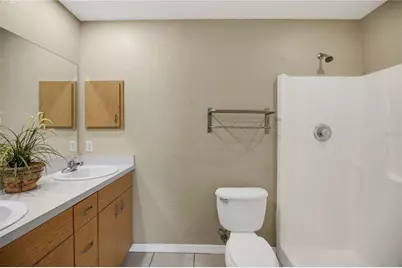 305 W Fountain Street, Fruitland Park, FL 34731 - Photo 21