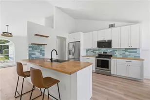 36703 Sundance Dr, Grand Island, FL 32735 - Photo 5