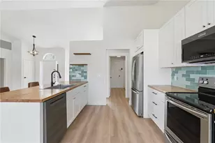 36703 Sundance Dr, Grand Island, FL 32735 - Photo 9