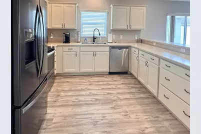 7357 SE 168th Mitzi Street, The Villages, FL 32162 - Photo 3