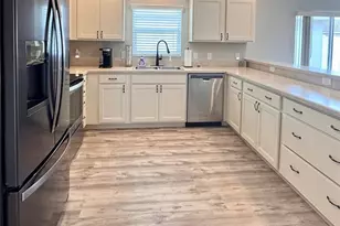 7357 SE 168TH MITZI ST, The Villages, FL 32162 - Photo 3