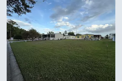 408 Sandalwood Lane, Wildwood, FL 34785 - Photo 3