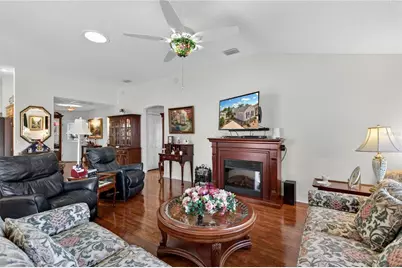 1147 Elizabeth Court, The Villages, FL 32162 - Photo 9