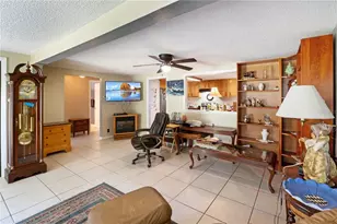 270 W McClendon St, Lady Lake, FL 32159 - Photo 7