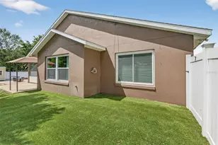 11637 Lake Dr, Leesburg, FL 34788 - Photo 25