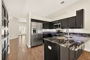 11637 Lake Dr, Leesburg, FL 34788 - Photo 9