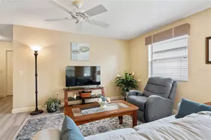 1017 Pinewood Pl, The Villages, FL 32162 - Photo 13