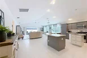 1411 Franklin Ct, The Villages, FL 32163 - Photo 9