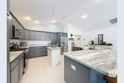 1411 Franklin Court, The Villages, FL 32163 - Photo 15