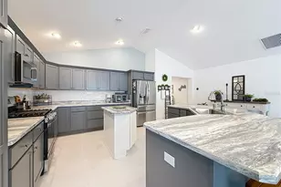 1411 Franklin Ct, The Villages, FL 32163 - Photo 15