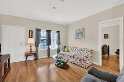 691 Cindi Avenue, Leesburg, FL 34788 - Photo 7