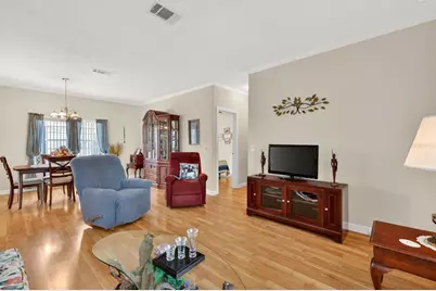 691 Cindi Avenue, Leesburg, FL 34788 - Photo 5