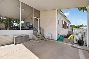 691 Cindi Ave, Leesburg, FL 34788 - Photo 25