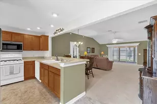 1479 Georgetown Ave, The Villages, FL 32162 - Photo 3