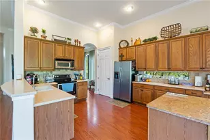 5204 Greens Dr, Lady Lake, FL 32159 - Photo 19
