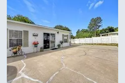 111 Mark Avenue, Lady Lake, FL 32159 - Photo 29