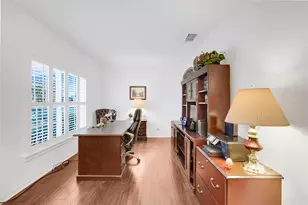 489 Kestrel Dr, Groveland, FL 34736 - Photo 5