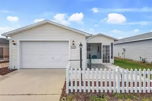 1668 Campos Dr, The Villages, FL 32162 - Photo 19