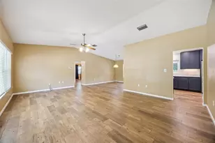 80 Whitcomb Ave, Umatilla, FL 32784 - Photo 5