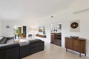 10426 Lakeshore Dr, Clermont, FL 34711 - Photo 7