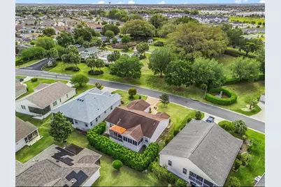 2427 Tamarind Grove Run, The Villages, FL 32162 - Photo 29