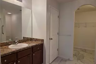 926 Aspen View Cir, Groveland, FL 34736 - Photo 17